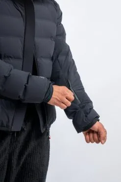 MONCLER LAGORAJ JACKET 1A800 -Vendite Oakley moncler lagoraj jacket 1a800 5